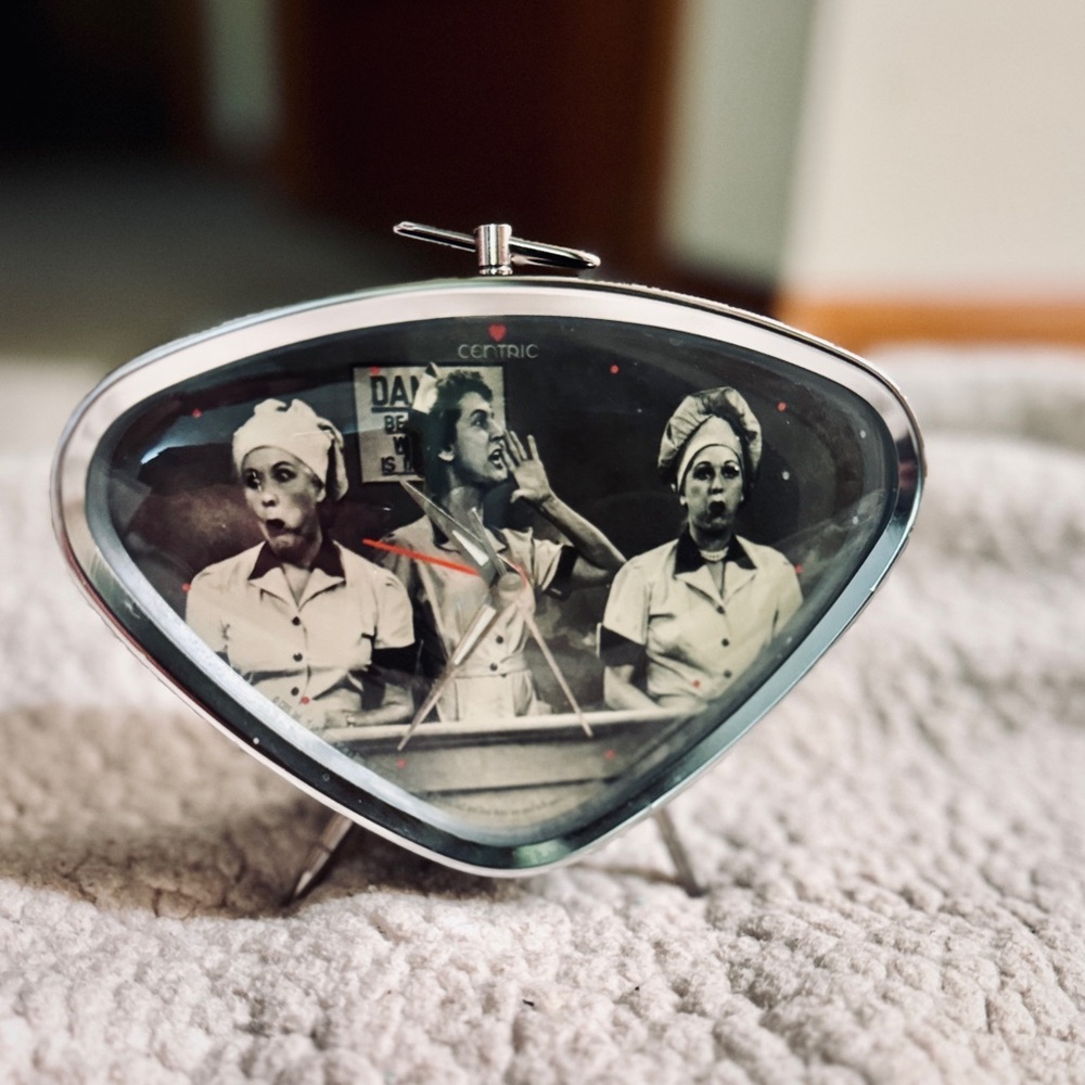 I LOVE LUCY Ethel & Lucy chocolate factory scene Centric Retro Triangular Clock